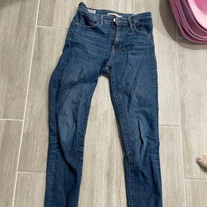 Levi's 721 High Rise Skinny Size 26